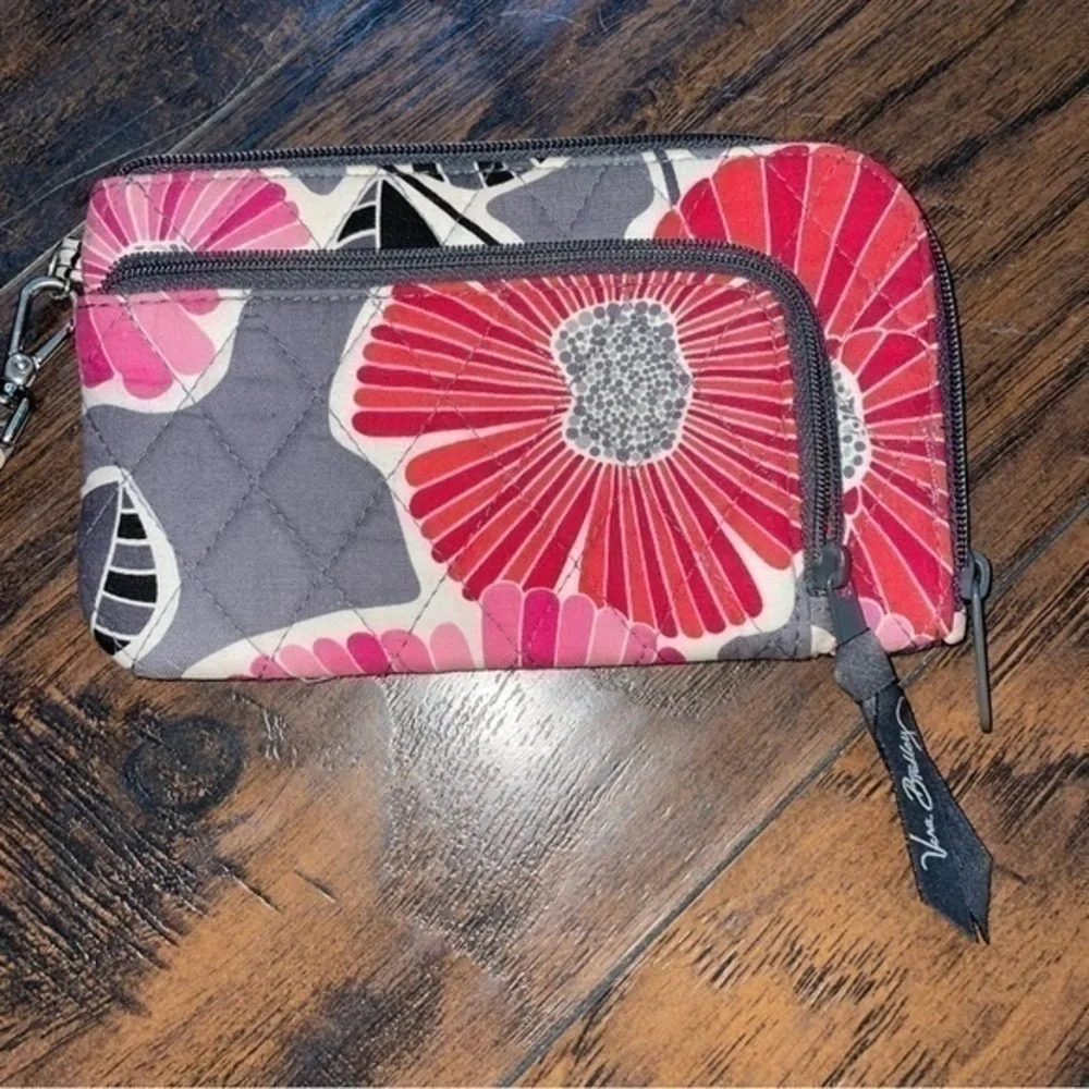 VERA BRADLEY Poppy Wallet - Picture 6 of 6